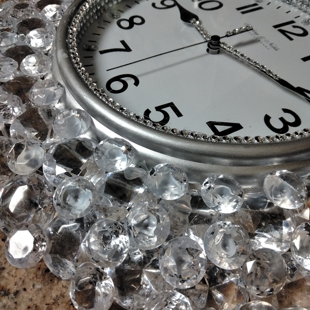 Diamond Clock - Picture 6 of 6